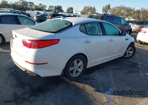 2015 Kia Optima Lx z USA, uszkodzony, nr VIN KNAGM4A70F5643981